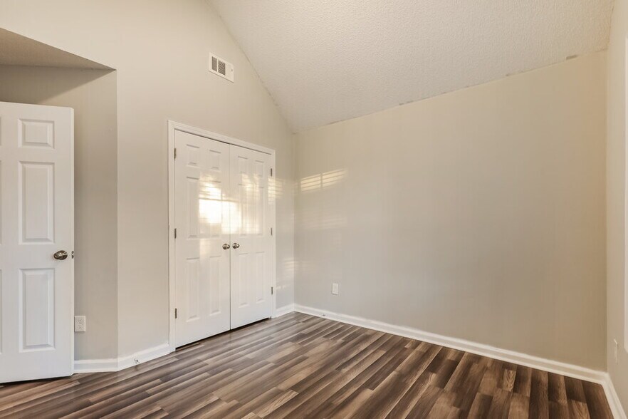 Building Photo - 11758 Registry Blvd