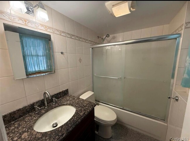 Building Photo - 11 Central Ave