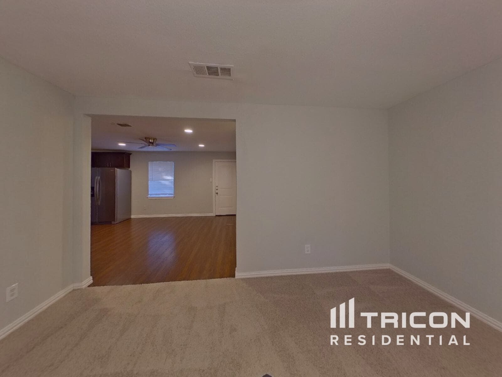 Building Photo - 126 Tharp St