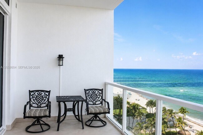 Building Photo - 16699 Collins Ave