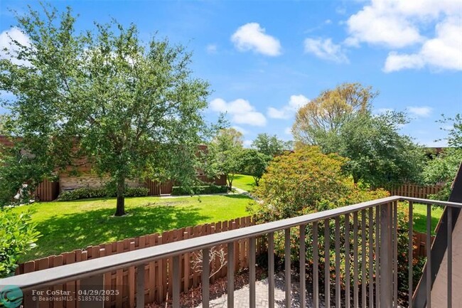 Building Photo - 4101 Wimbledon Dr