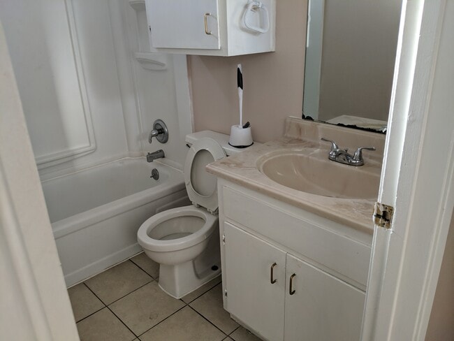 Building Photo - 1533 Jackellen Ln