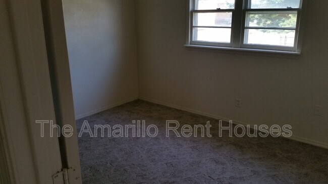 Building Photo - 307 Ponderosa Ln