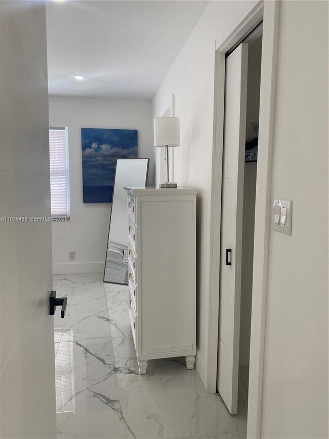 Building Photo - 1500 S Ocean Blvd