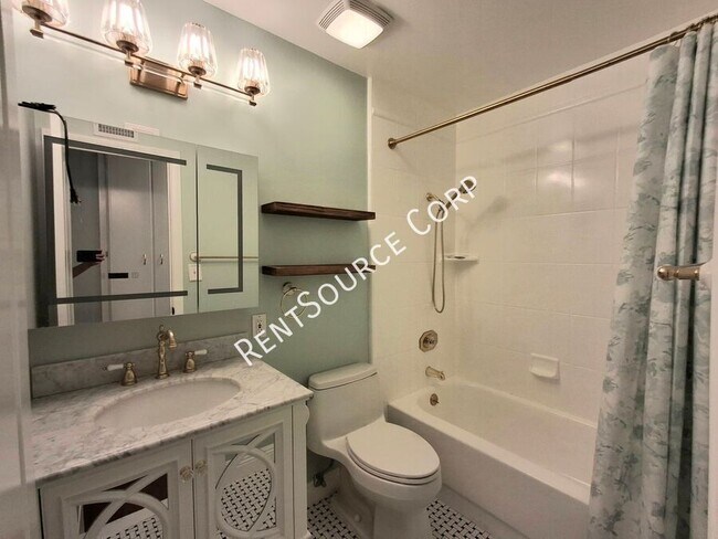 Building Photo - 26421 Torrey Pines Dr
