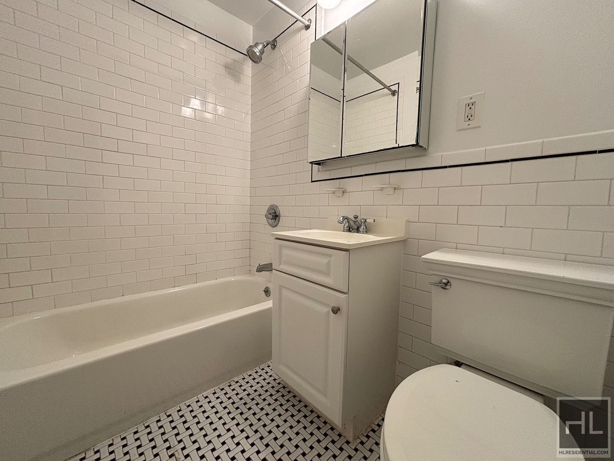 Building Photo - WEST 73 STREET