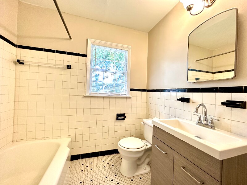 Building Photo - 1409 San Juan Ct