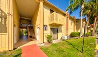 Building Photo - 2190 Forest Knoll Dr NE