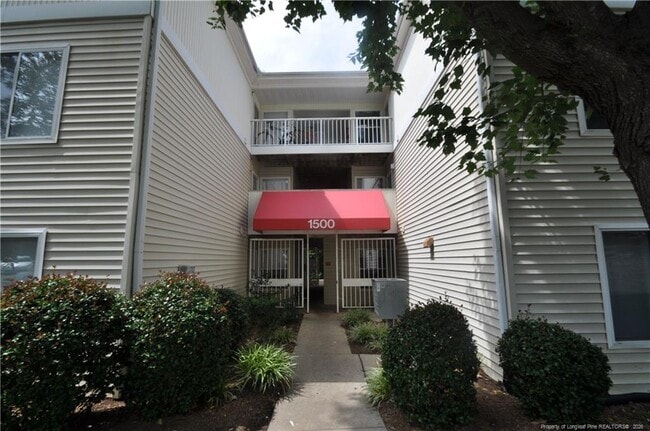 Building Photo - 1500 Graduate Ln