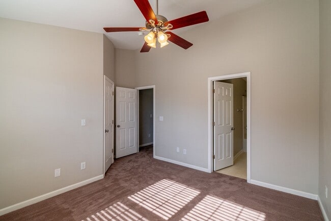 Building Photo - A Cozy 2bedroom Town home in Fort Mill
