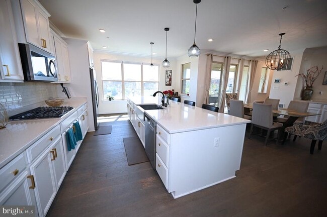 Building Photo - 5403 Woodyard Rd