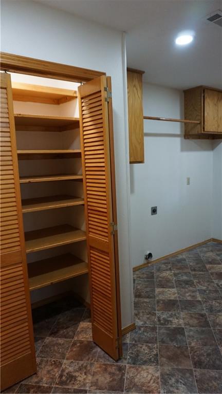 Building Photo - 107 N Elm Springs Rd