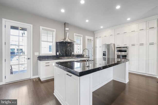 Building Photo - 22170 Penelope Heights Terrace