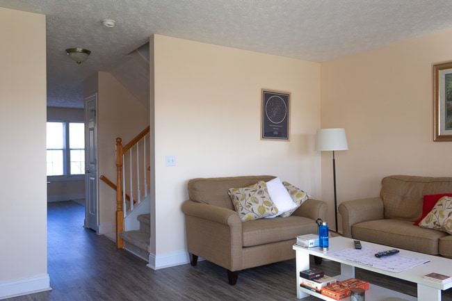 Building Photo - Available for the 2026-2027 lease term.