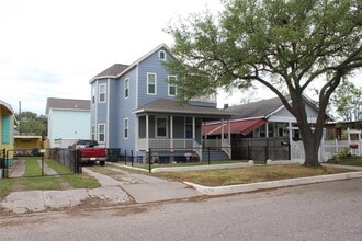 Building Photo - 3519 Avenue P 1/2