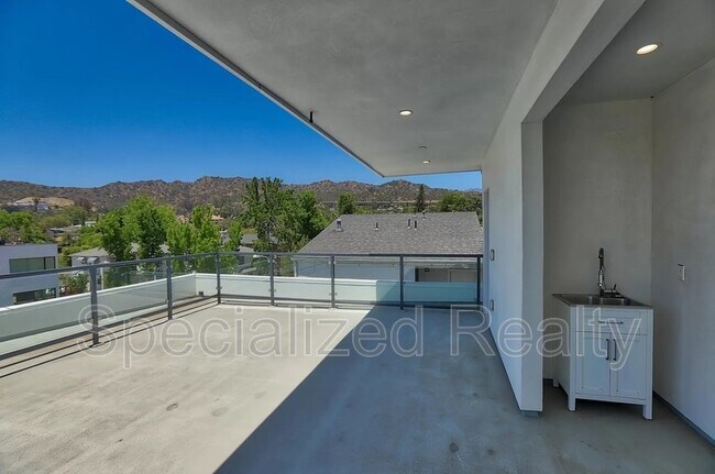 Building Photo - 1406 Eagle Vista Dr