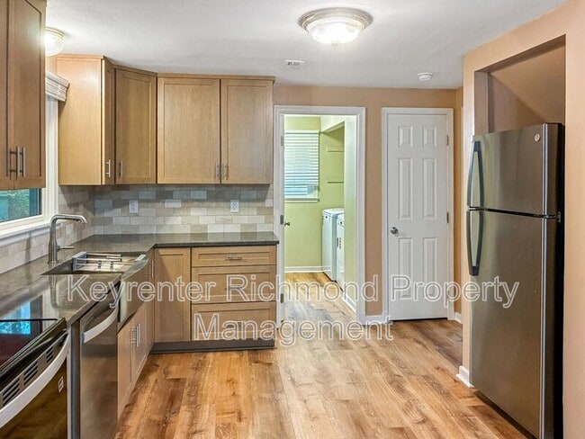 Building Photo - 2618 Darnell Rd