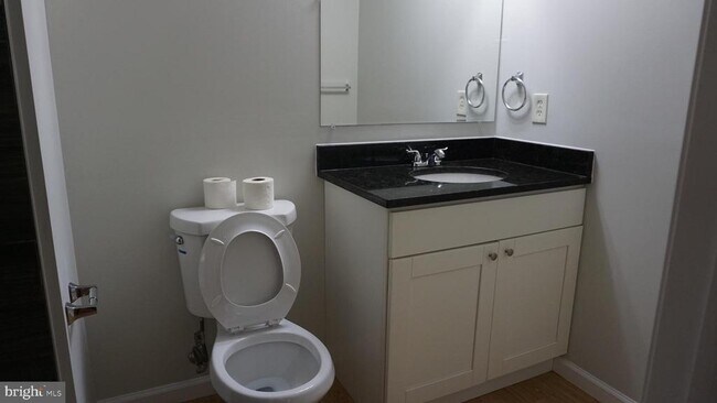 Building Photo - 6068 Laurel Wreath Way