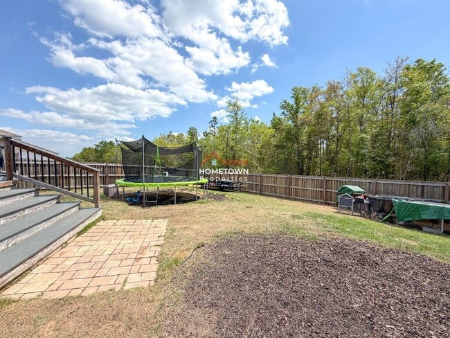 Building Photo - 5469 Merlin