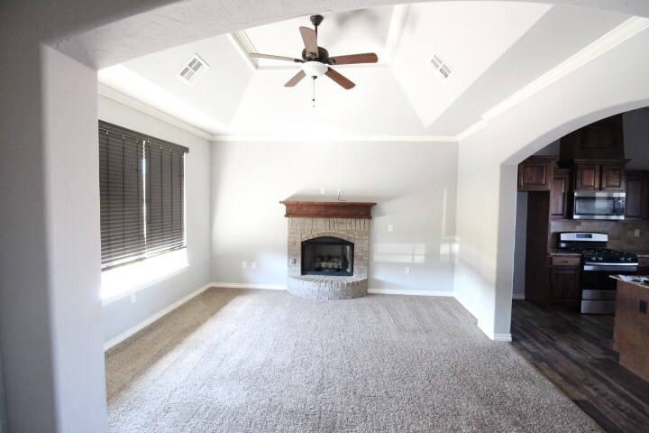 Building Photo - 20659 Landmark Dr