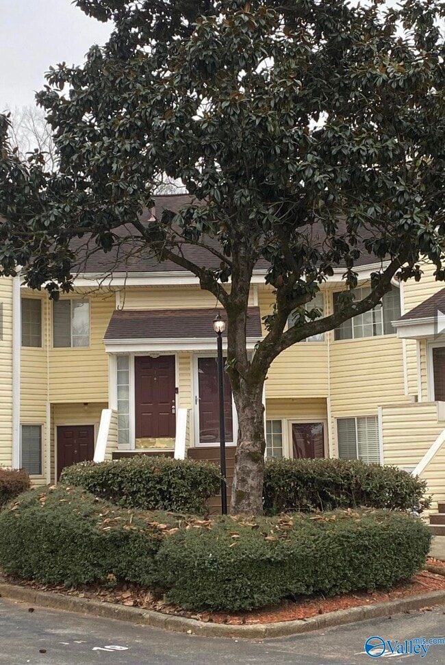 Primary Photo - 1155 Old Monrovia Rd NW