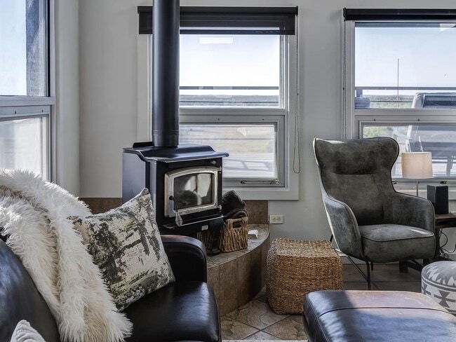 Building Photo - 46 Bonita Vista Dr