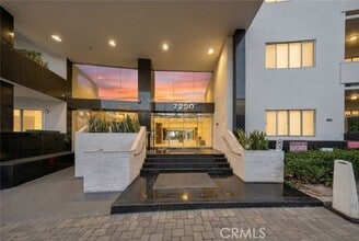 Building Photo - 7250 Franklin Ave