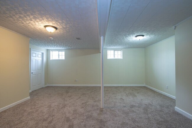 Building Photo - 426 Ridgecrest Rd