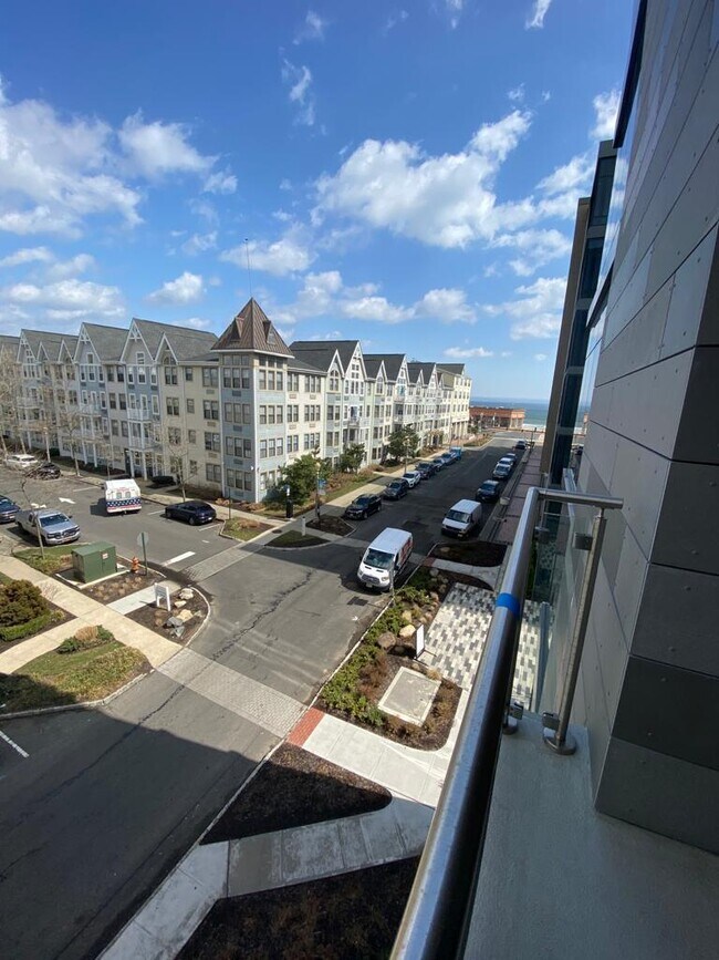 Building Photo - 30 Melrose Terrace