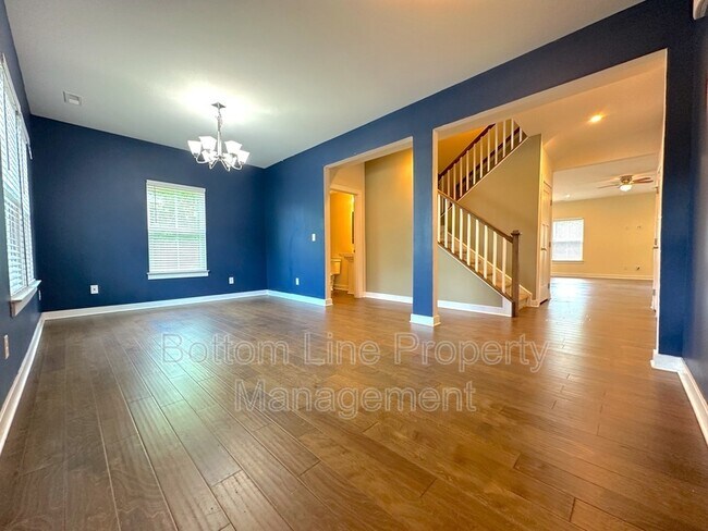 Building Photo - 5087 Crabapple Ln