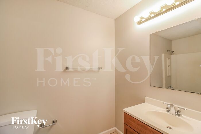 Building Photo - 6168 Creekford Dr
