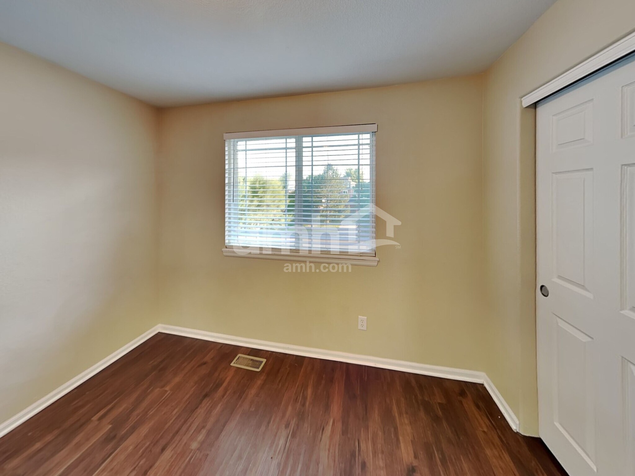 Building Photo - 20745 E Girard Pl