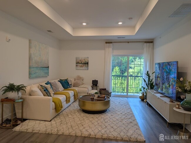 Building Photo - 1138 Vanderbergh Blvd