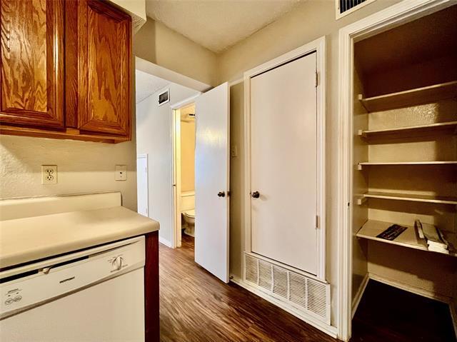 Building Photo - 3053 Olympia Dr