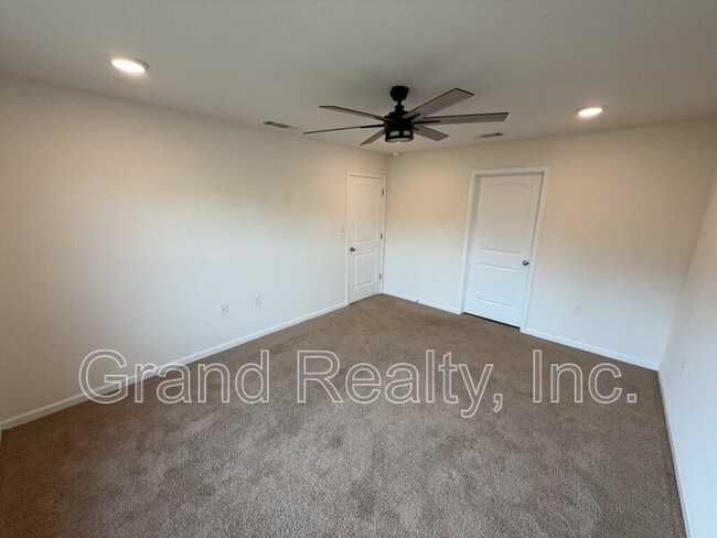 Building Photo - 6474 Churchill Cir