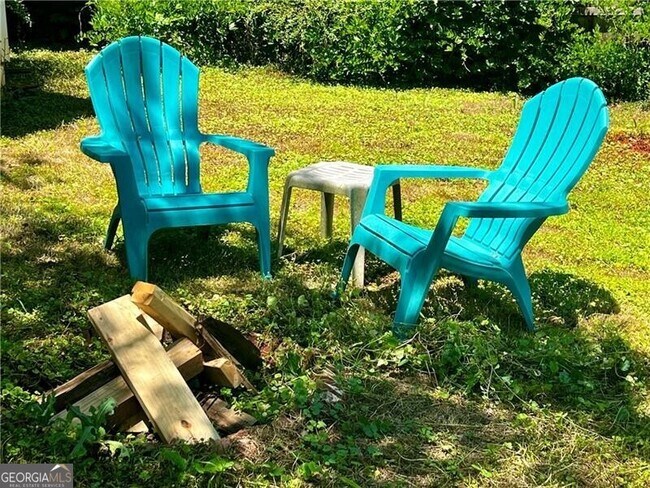 Building Photo - 1611 Wellswood Dr SE