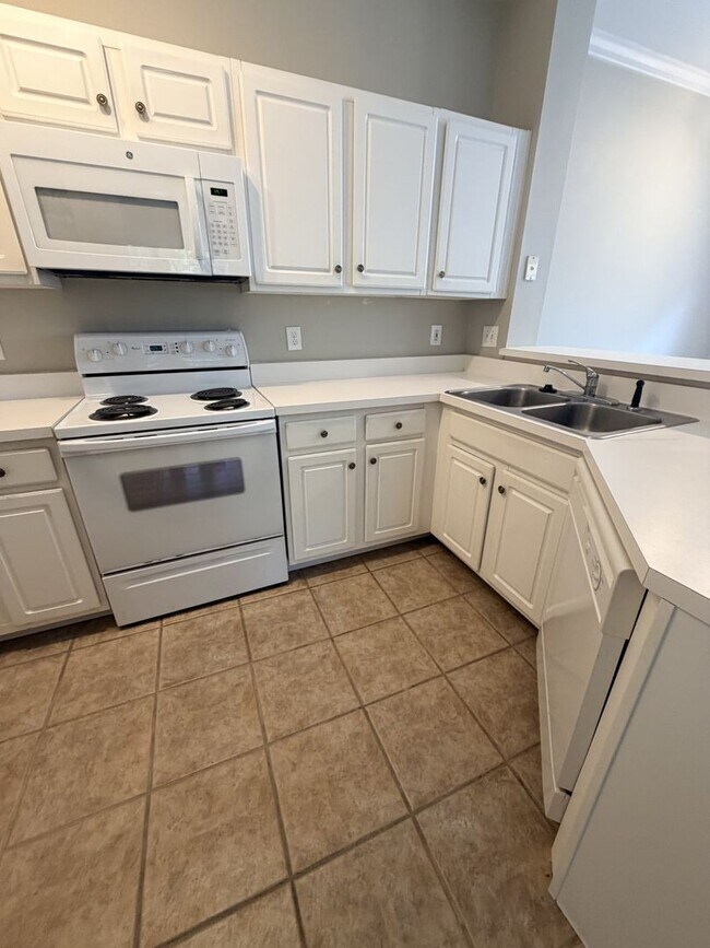 Building Photo - One Bedroom Villa in The Preserve at Indigo Run