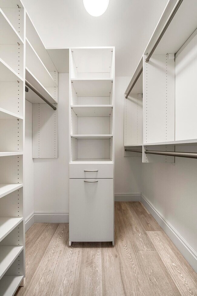 Building Photo - 7855 JFK Blvd E