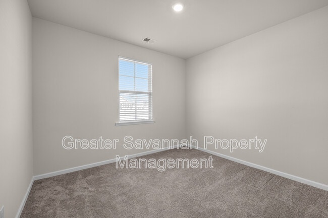 Building Photo - 84 Woodford Reserve Dr