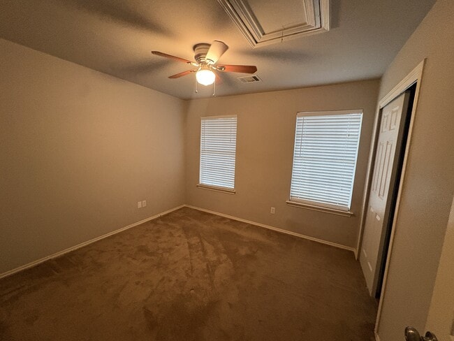 Building Photo - 4631 Mather