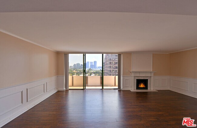 Building Photo - 10535 Wilshire Blvd