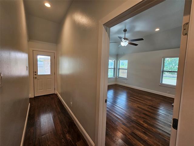 Building Photo - 3804 Eaton Dr