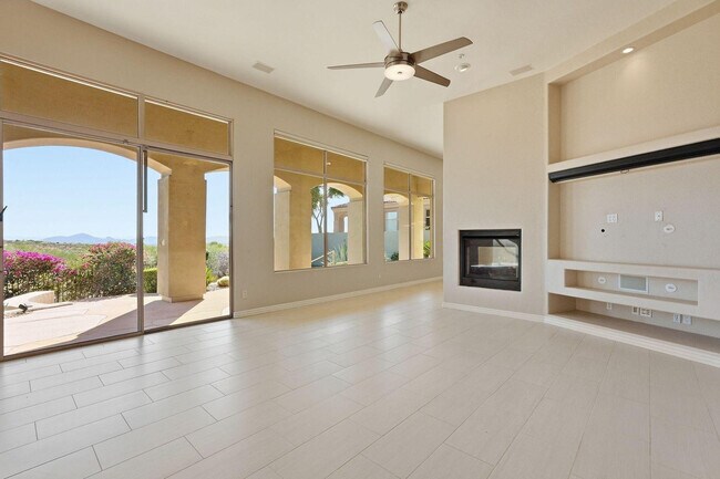 Building Photo - 11047 E Mirasol Cir