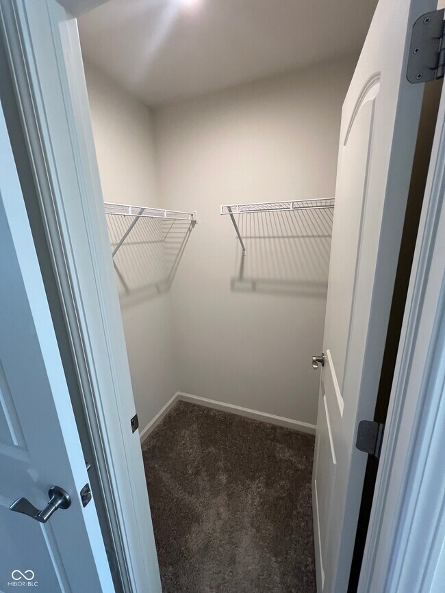 Building Photo - 5374 Noble Crossing Pkwy W