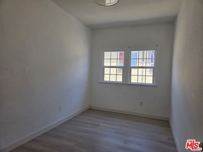Building Photo - 134 S Mountain View Ave