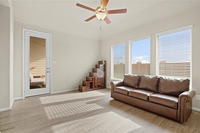 Building Photo - 31819 Harmony Heights Ln