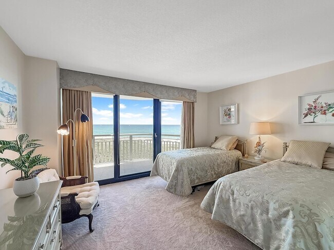 Building Photo - 3000 N Ocean Dr