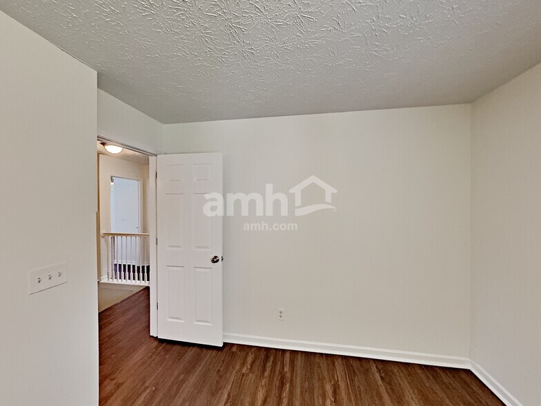 Building Photo - 2999 Storybook Ln