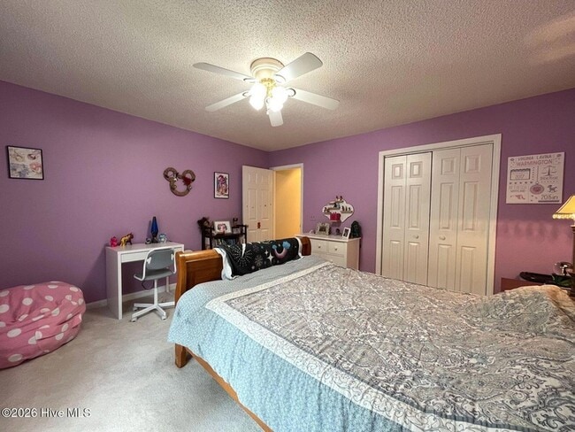 Building Photo - 100 Bridle Path Cir