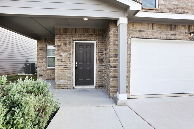 Building Photo - 5 Bed 3 Bath Home at Trails at Culebra sub...